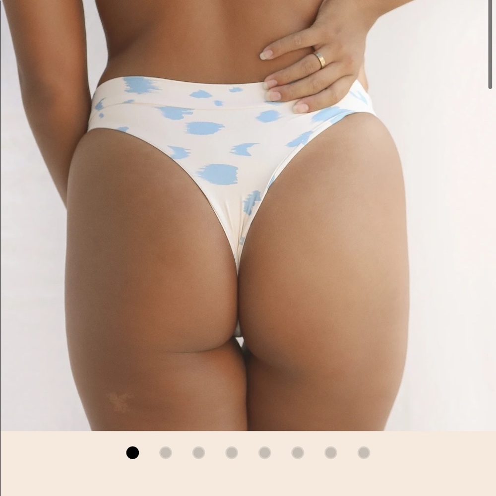 Stone Fox Swim Yucca bottom in zen spot